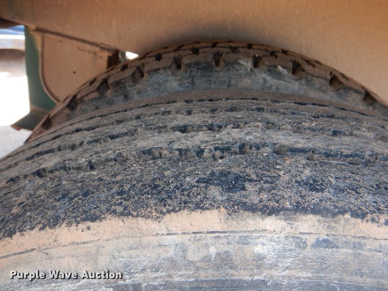 image for item DJ1783 2007 Troxell 500BBL frac tank trailer