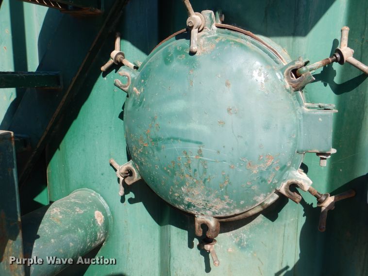 image for item DJ1784 2007 Troxell 500BBL frac tank trailer