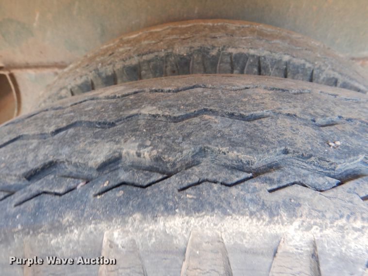 image for item DJ1784 2007 Troxell 500BBL frac tank trailer