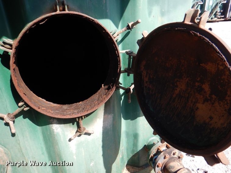 image for item DJ1786 2007 Troxell 500BBL frac tank trailer