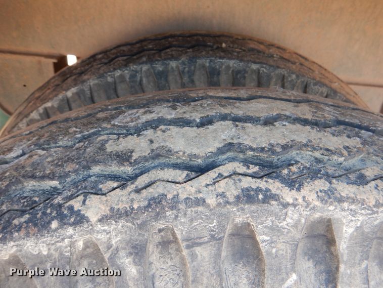 image for item DJ1786 2007 Troxell 500BBL frac tank trailer