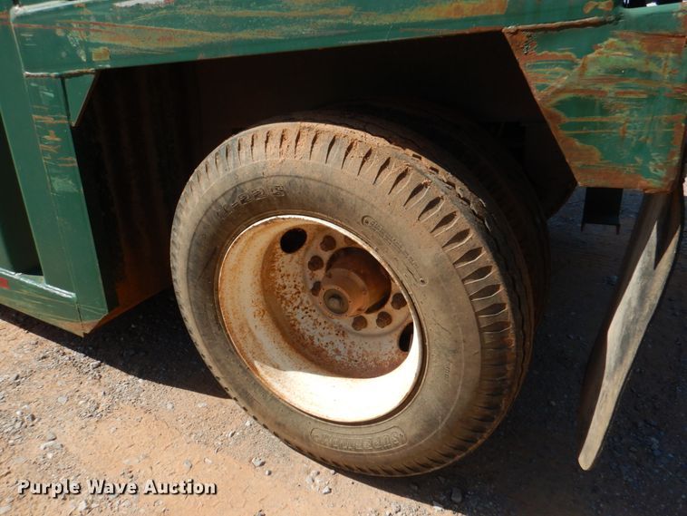 image for item DJ1786 2007 Troxell 500BBL frac tank trailer