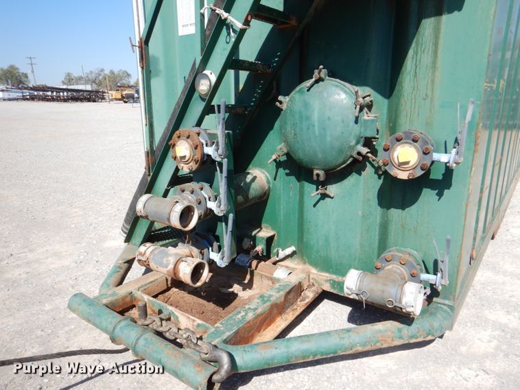 image for item DJ1787 2007 Troxell 500BBL frac tank trailer