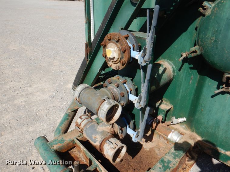image for item DJ1787 2007 Troxell 500BBL frac tank trailer