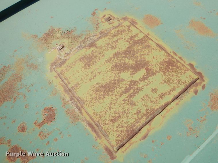 image for item DJ1787 2007 Troxell 500BBL frac tank trailer