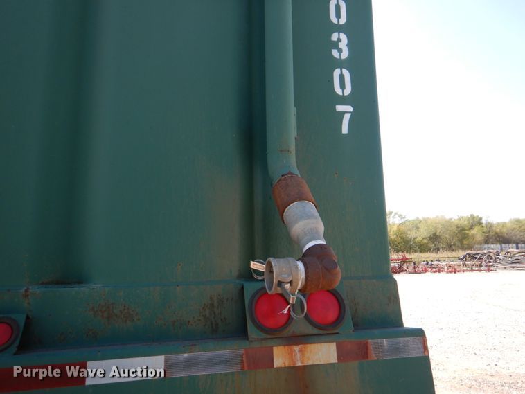 image for item DJ1787 2007 Troxell 500BBL frac tank trailer