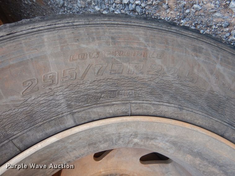 image for item DJ1787 2007 Troxell 500BBL frac tank trailer