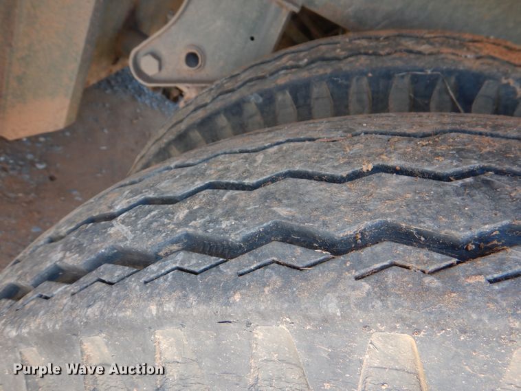 image for item DJ1787 2007 Troxell 500BBL frac tank trailer