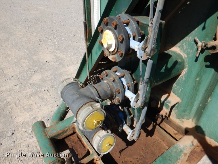 image for item DJ1788 2007 Troxell 500BBL frac tank trailer