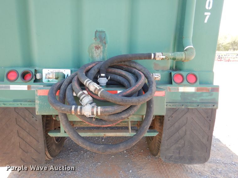 image for item DJ1788 2007 Troxell 500BBL frac tank trailer