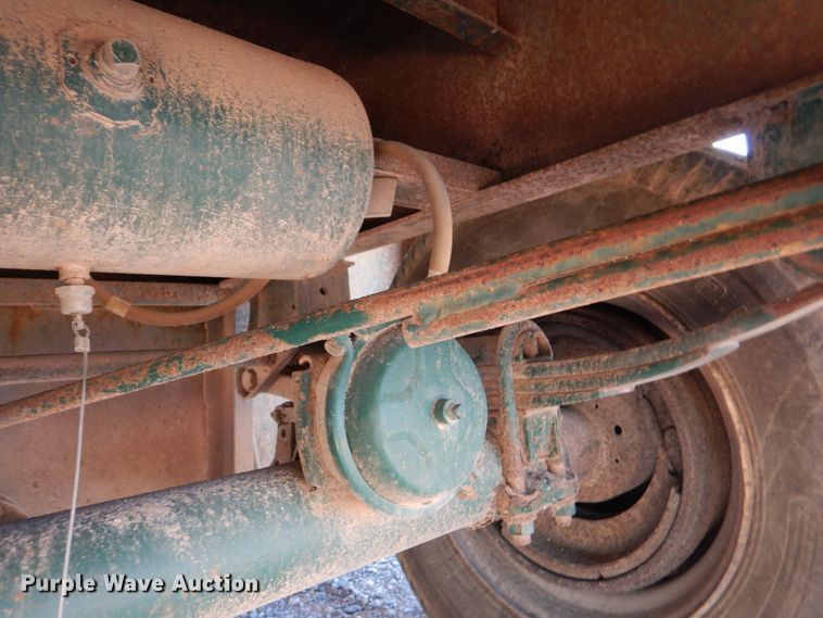 image for item DJ1788 2007 Troxell 500BBL frac tank trailer