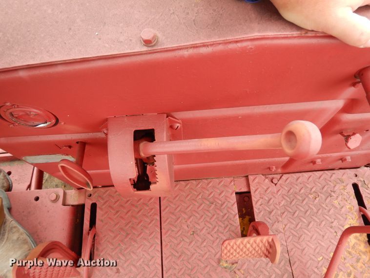 image for item DJ6610 International TD18  dozer