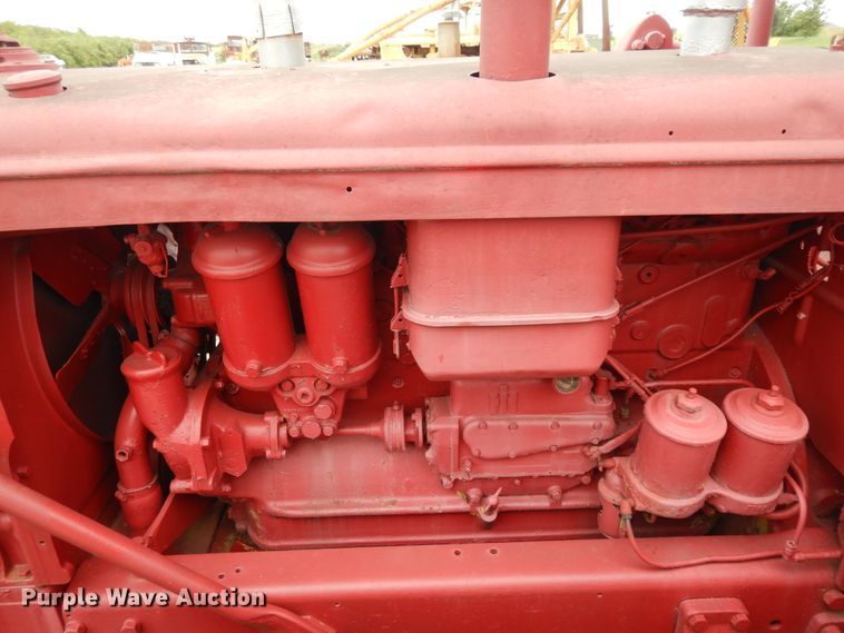 image for item DJ6610 International TD18  dozer