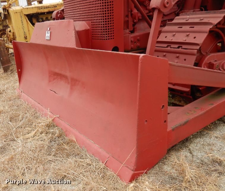 image for item DJ6610 International TD18  dozer