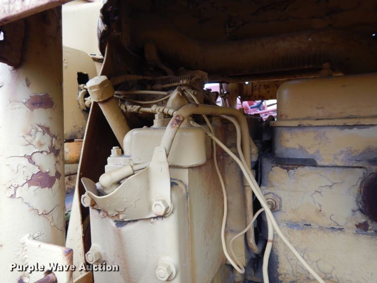 image for item DJ6611 1948 Caterpillar D6  dozer