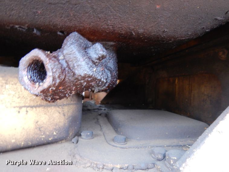 image for item DJ6611 1948 Caterpillar D6  dozer