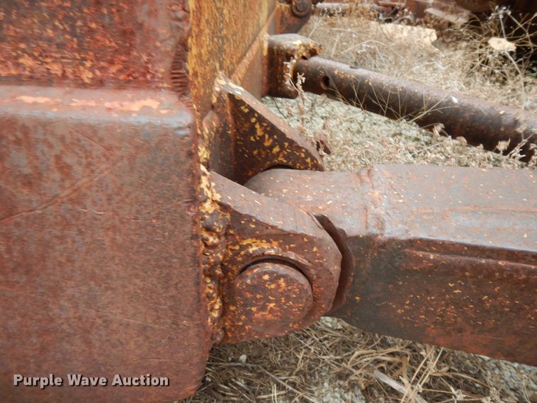 image for item DJ6611 1948 Caterpillar D6  dozer