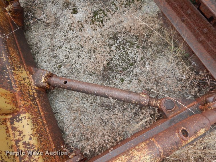 image for item DJ6611 1948 Caterpillar D6  dozer