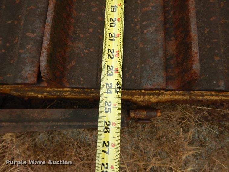 image for item DJ6611 1948 Caterpillar D6  dozer