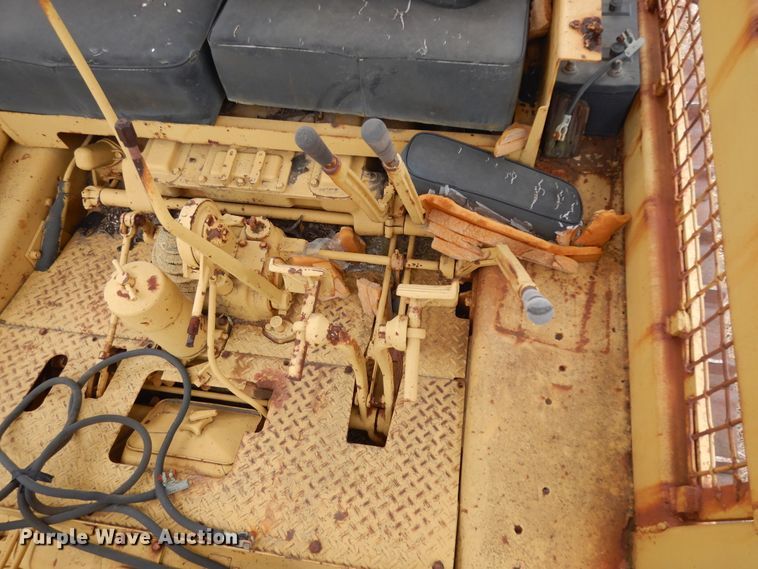 image for item DJ6612 1950 Caterpillar D8  dozer