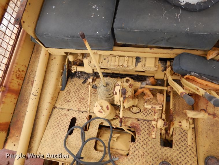 image for item DJ6612 1950 Caterpillar D8  dozer