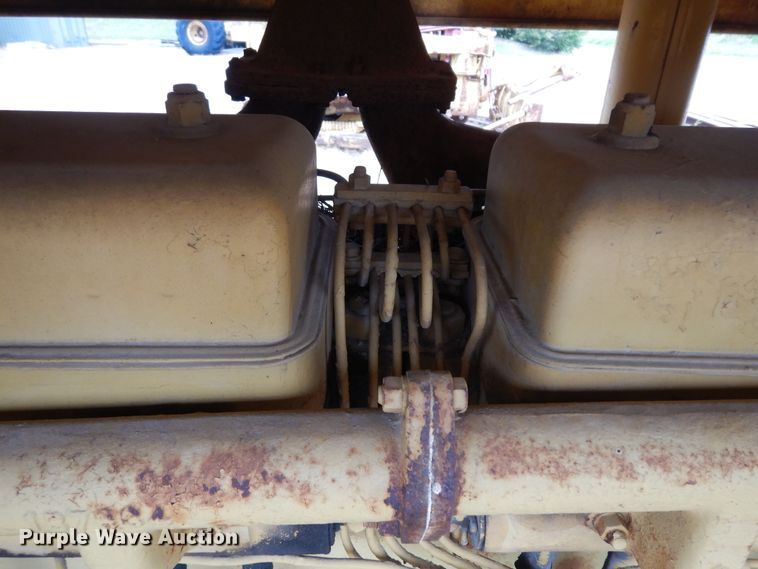 image for item DJ6612 1950 Caterpillar D8  dozer