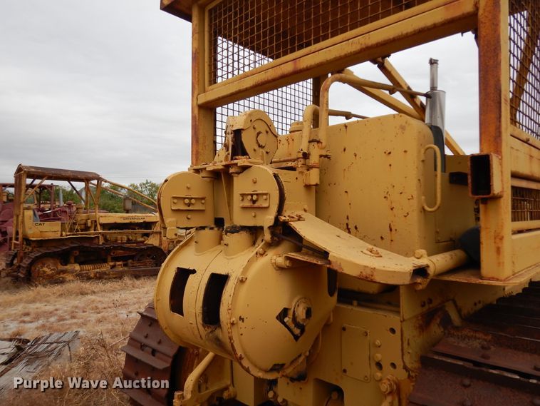 image for item DJ6612 1950 Caterpillar D8  dozer