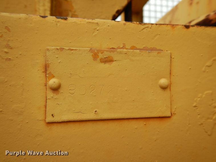 image for item DJ6612 1950 Caterpillar D8  dozer