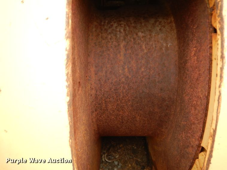 image for item DJ6612 1950 Caterpillar D8  dozer