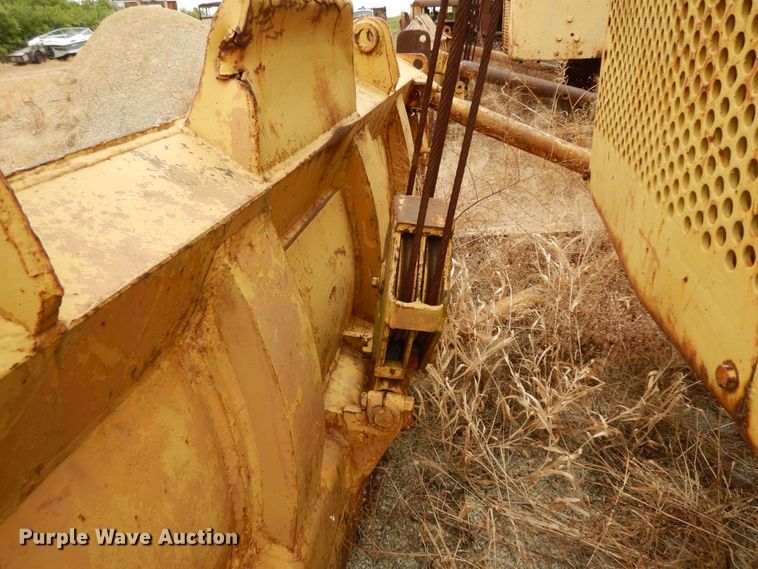 image for item DJ6612 1950 Caterpillar D8  dozer