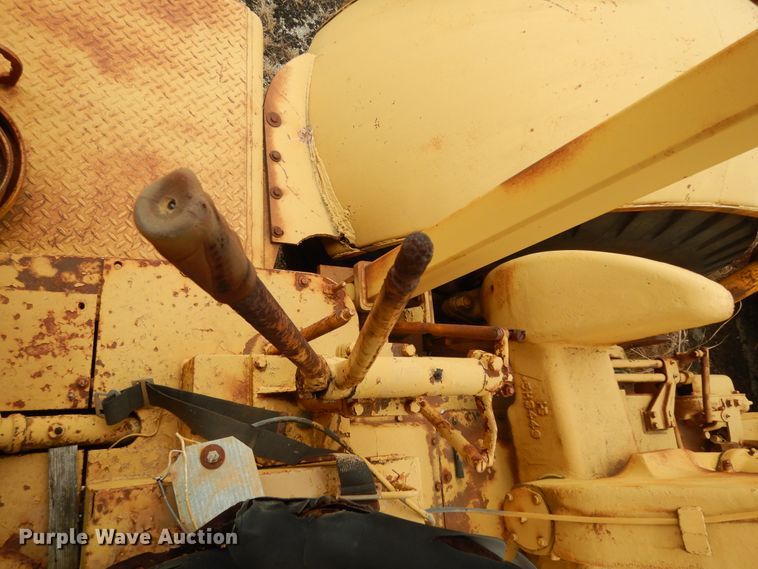 image for item DJ6620 Caterpillar DW20/456  conventional scraper