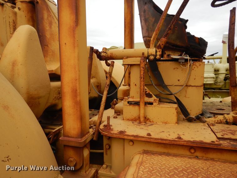 image for item DJ6620 Caterpillar DW20/456  conventional scraper