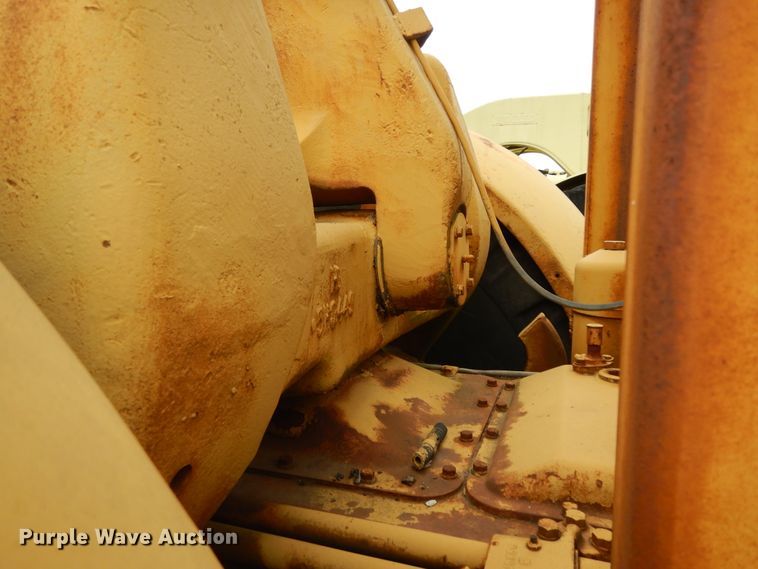 image for item DJ6620 Caterpillar DW20/456  conventional scraper