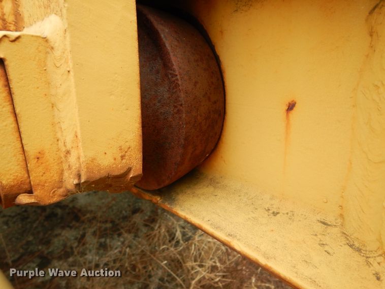 image for item DJ6620 Caterpillar DW20/456  conventional scraper