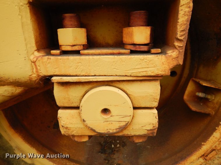 image for item DJ6620 Caterpillar DW20/456  conventional scraper