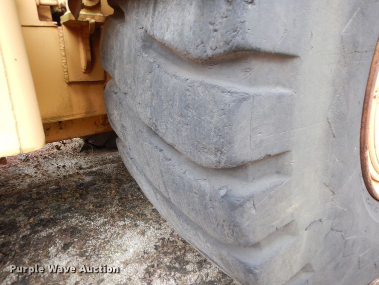 image for item DJ6620 Caterpillar DW20/456  conventional scraper