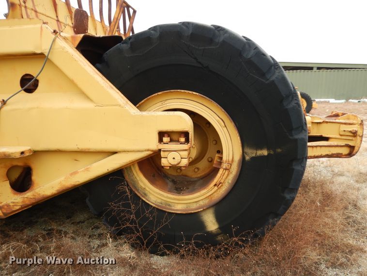 image for item DJ6620 Caterpillar DW20/456  conventional scraper