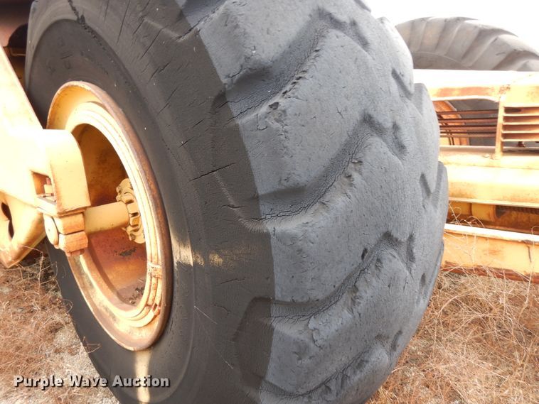 image for item DJ6620 Caterpillar DW20/456  conventional scraper