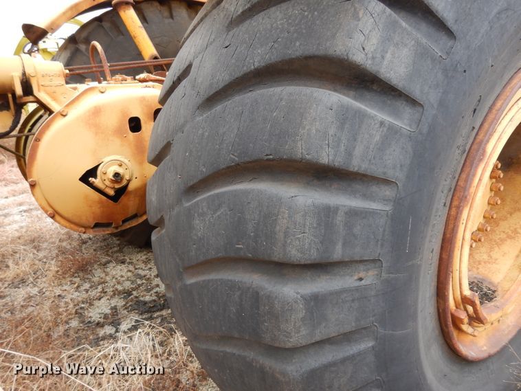 image for item DJ6620 Caterpillar DW20/456  conventional scraper