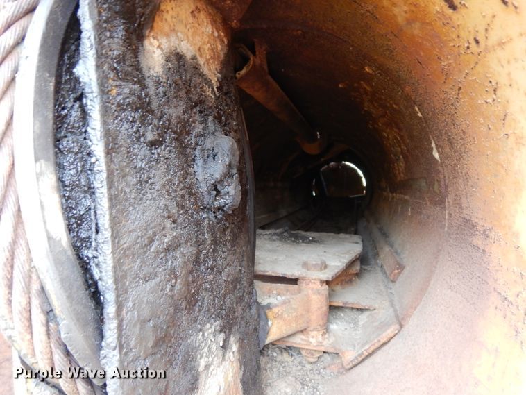 image for item DJ6628 Caterpillar 90  scraper