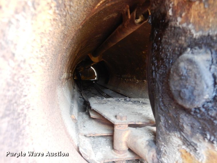 image for item DJ6628 Caterpillar 90  scraper