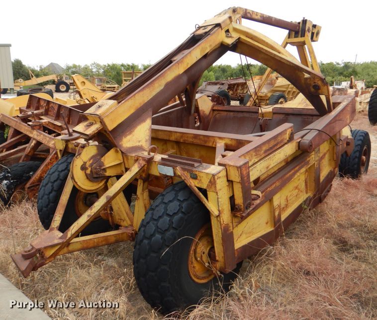 image for item DJ6636 1956 Letourneau L8  scraper