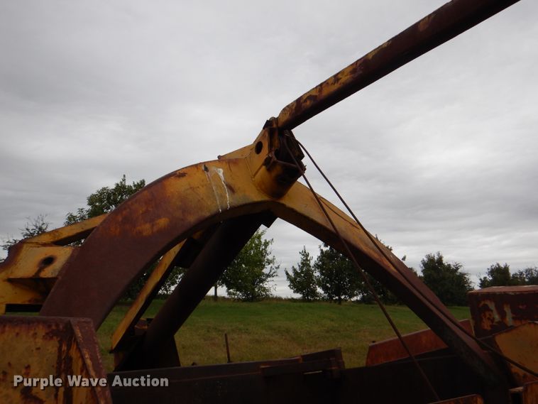 image for item DJ6636 1956 Letourneau L8  scraper