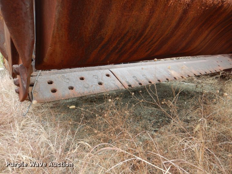 image for item DJ6636 1956 Letourneau L8  scraper