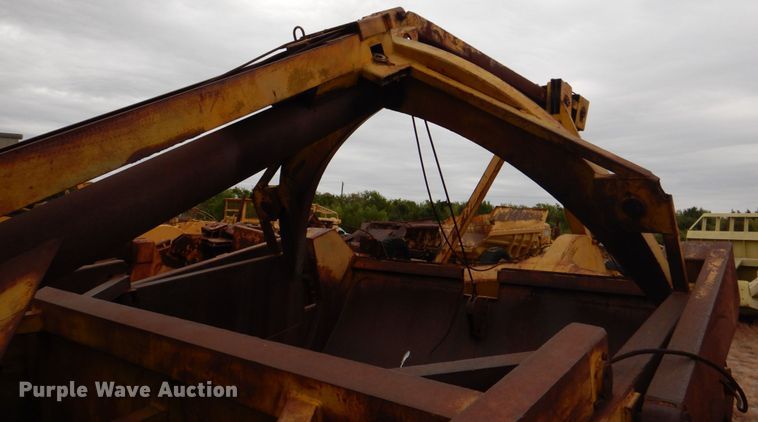 image for item DJ6636 1956 Letourneau L8  scraper