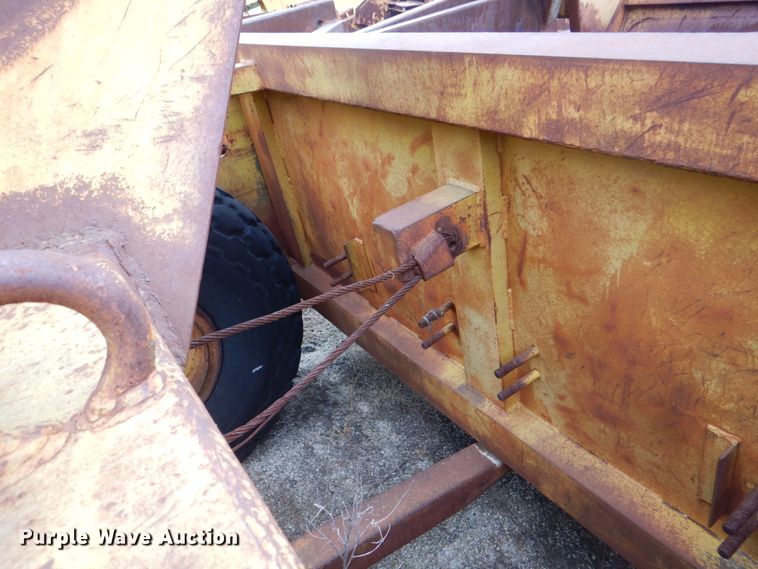 image for item DJ6636 1956 Letourneau L8  scraper