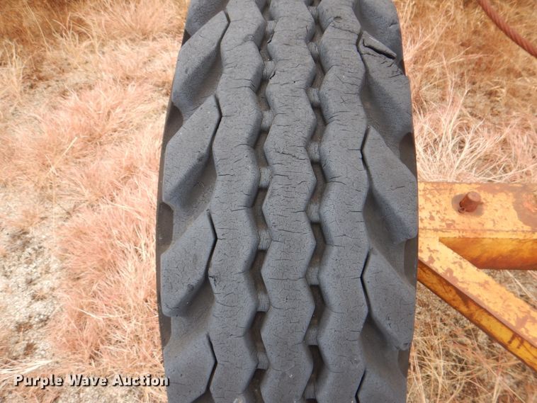 image for item DJ6636 1956 Letourneau L8  scraper