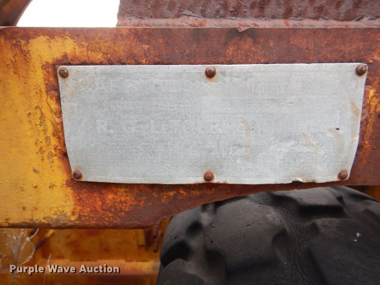 image for item DJ6636 1956 Letourneau L8  scraper