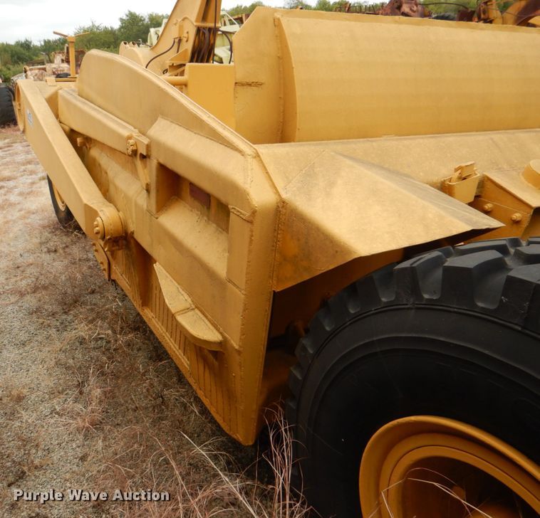 image for item DJ6638 Caterpillar 60  scraper