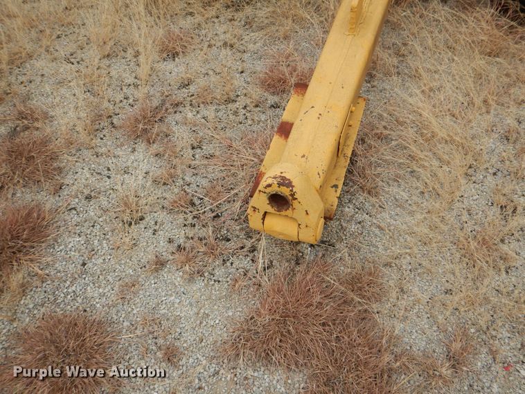 image for item DJ6638 Caterpillar 60  scraper